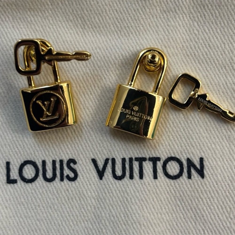 LOUIS VUITTON Authentic Gold Lock and Key Earrings With Original Dust Bag